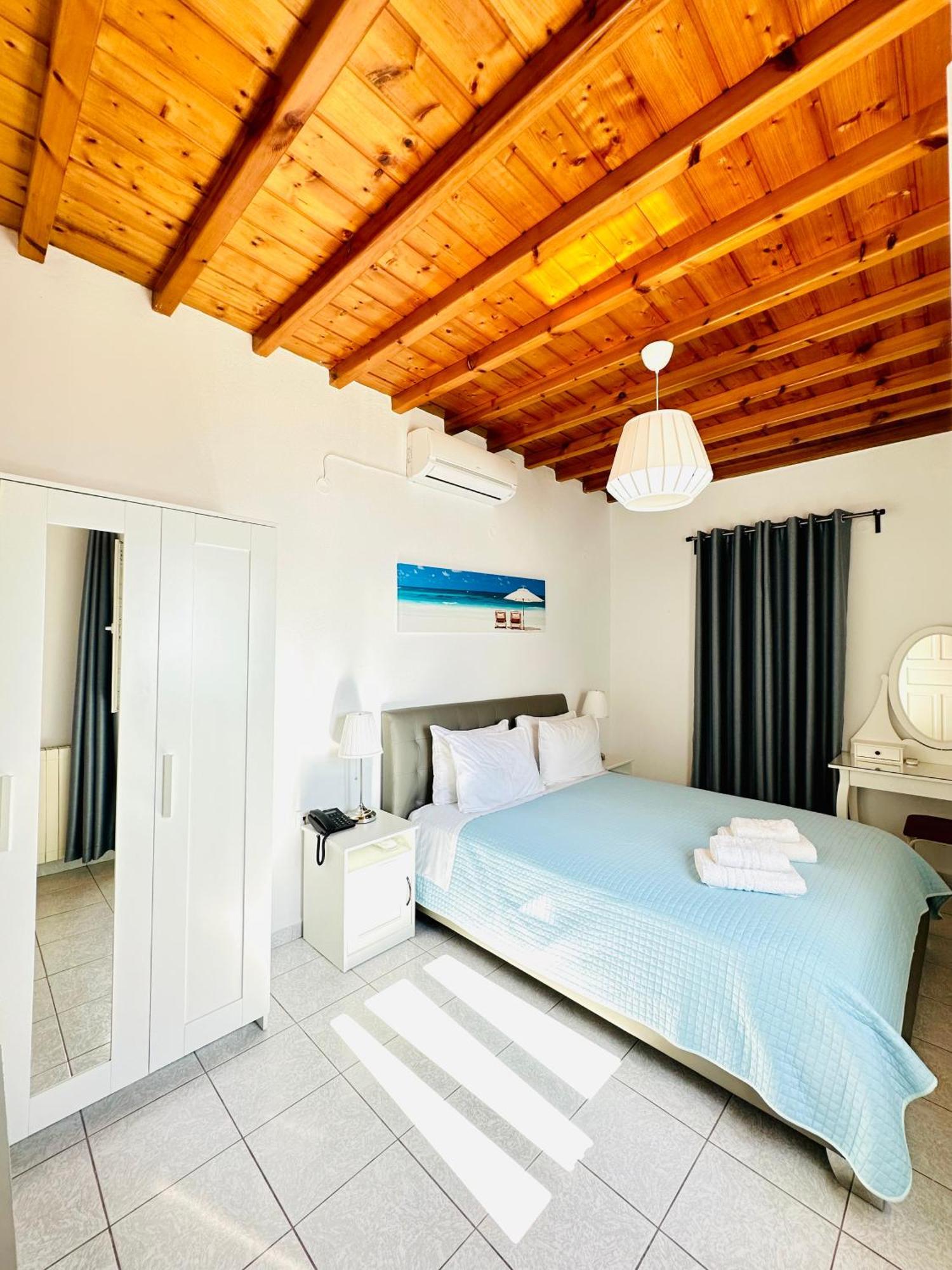 Villa Oceania Tourlos Habitación foto